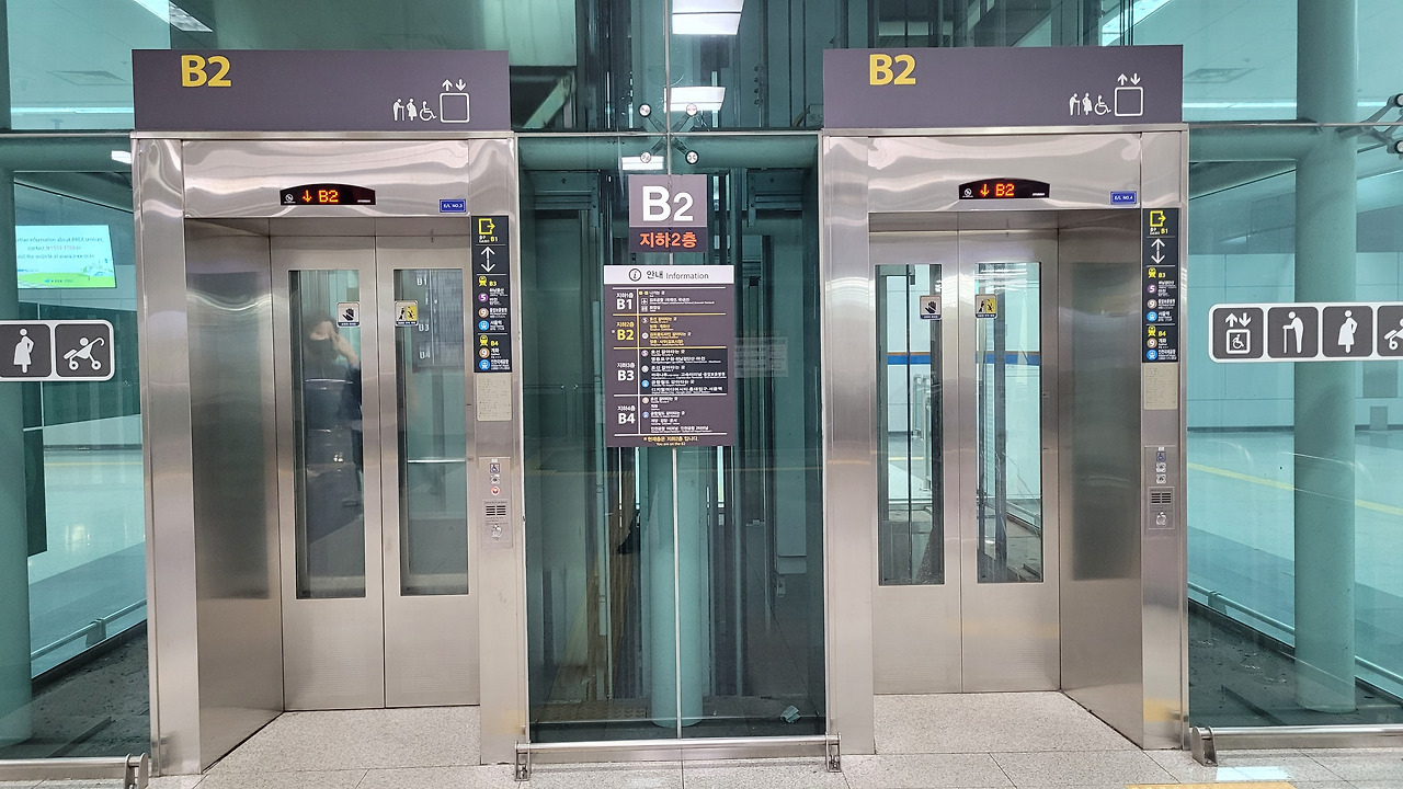 김포공항역 사진6.jpg