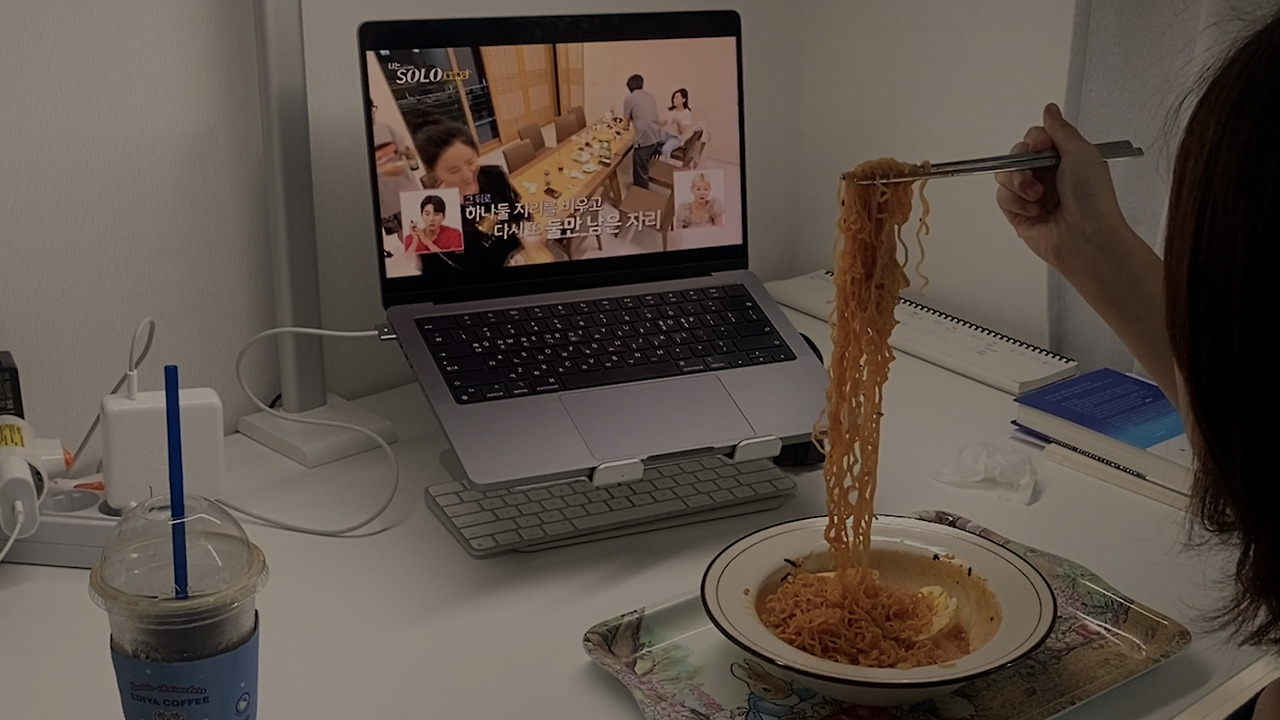 이음10.00_08_28_19.스틸 007.jpg