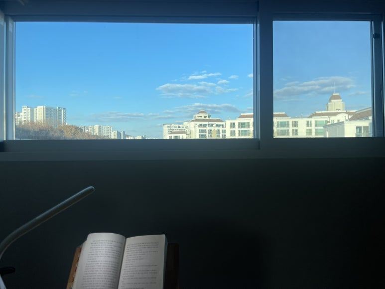 책읽는 너머.jpg