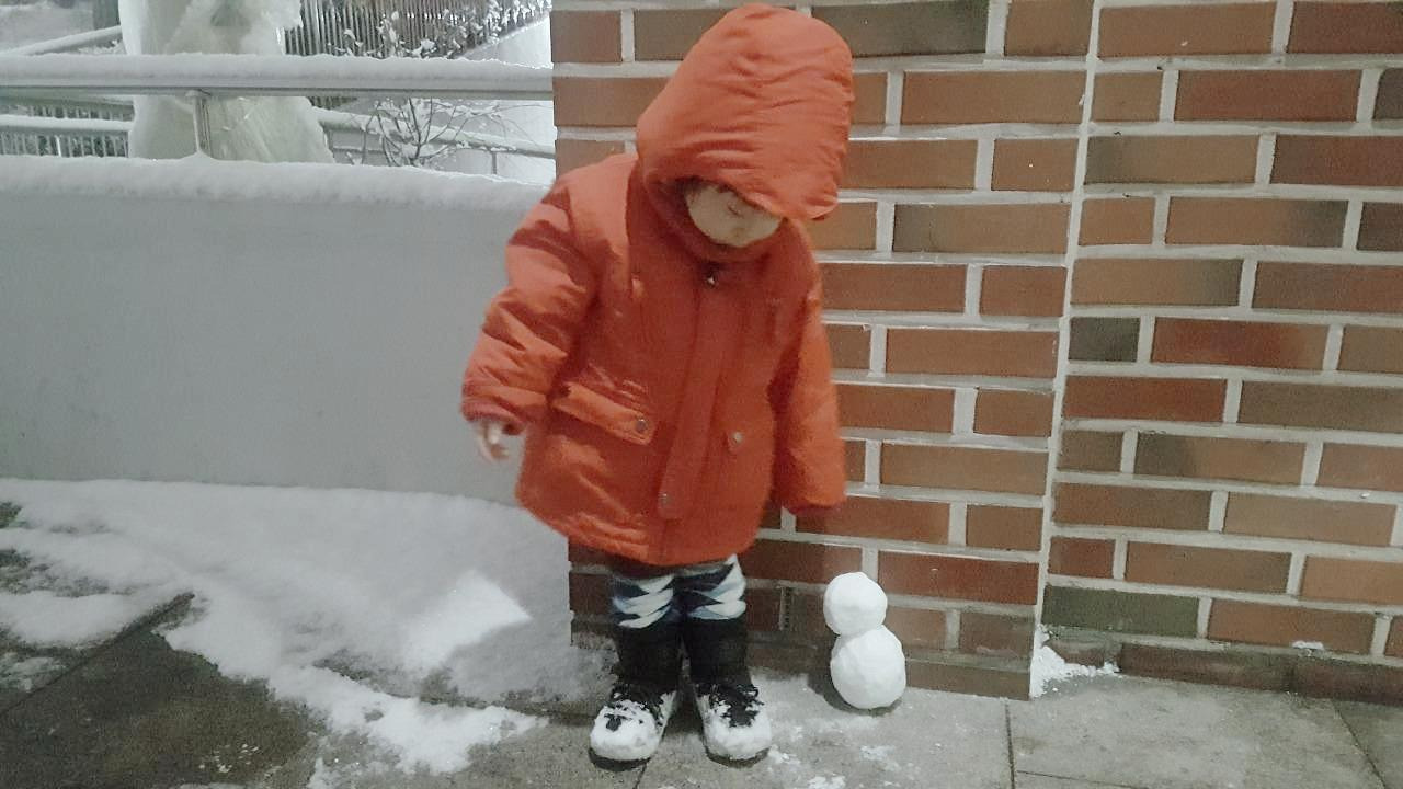 인규 눈사람 첫 눈사람.jpg