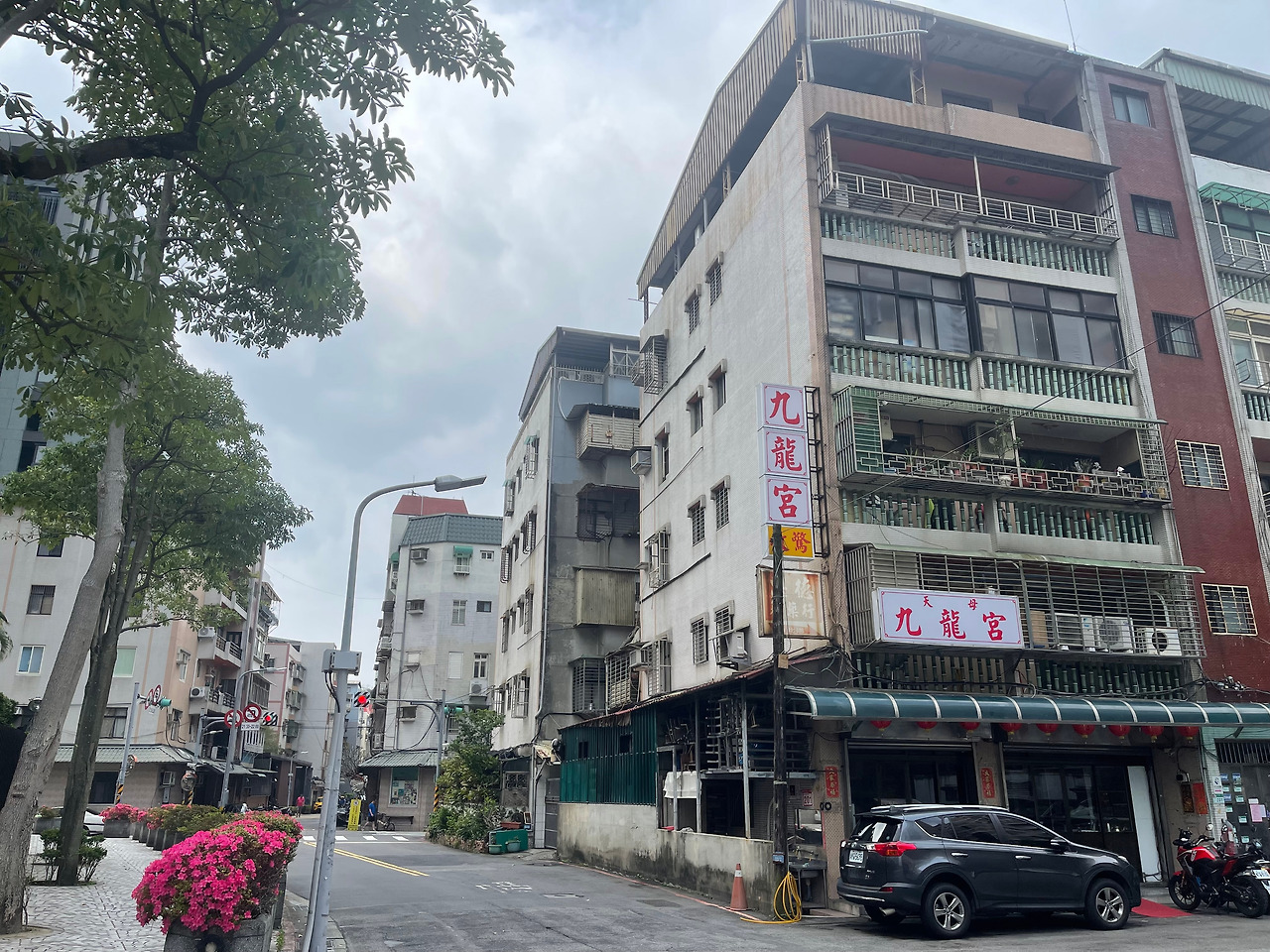 집근처 도교사원1.jpg