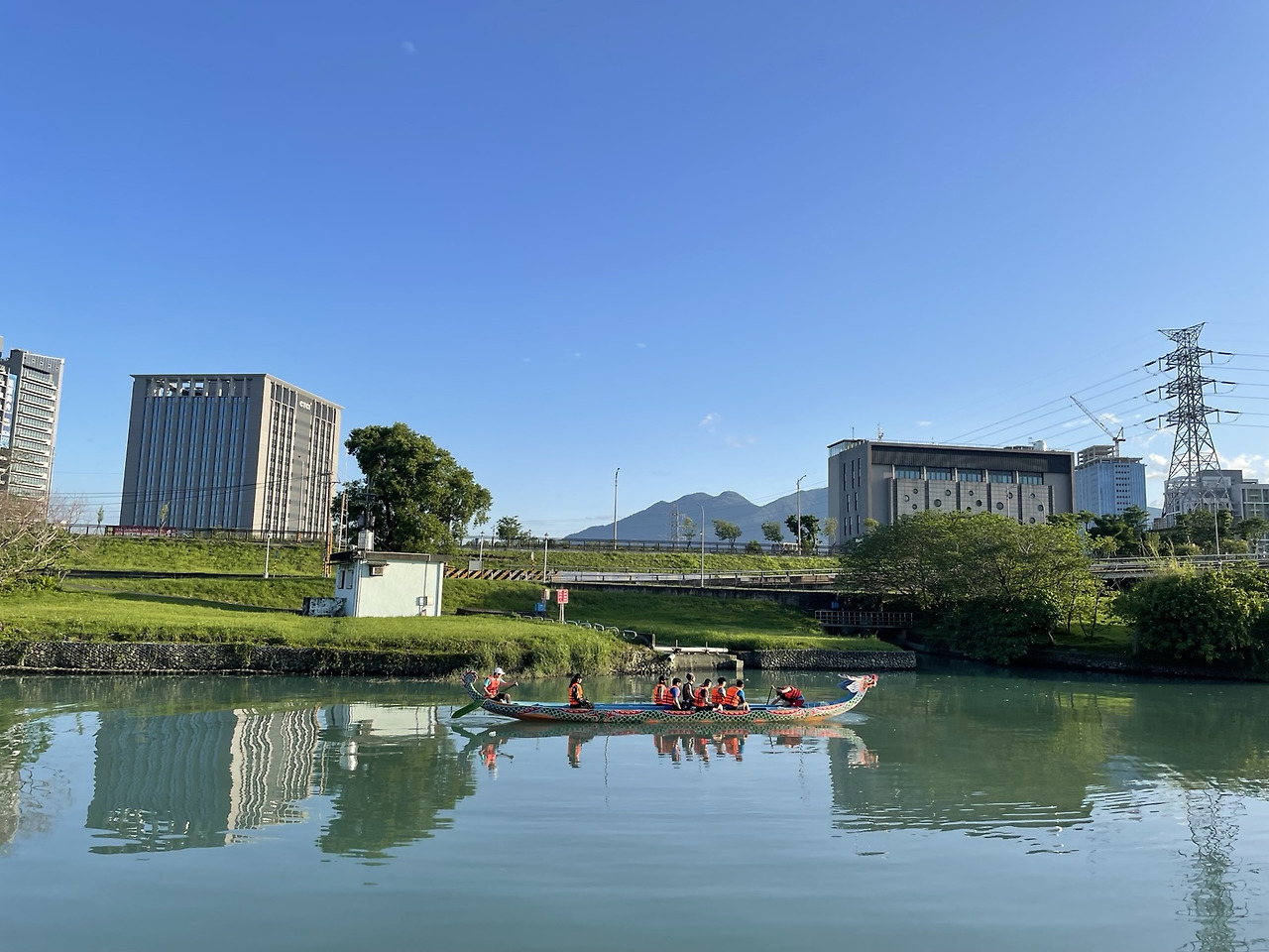 드래곤 보트.jpg