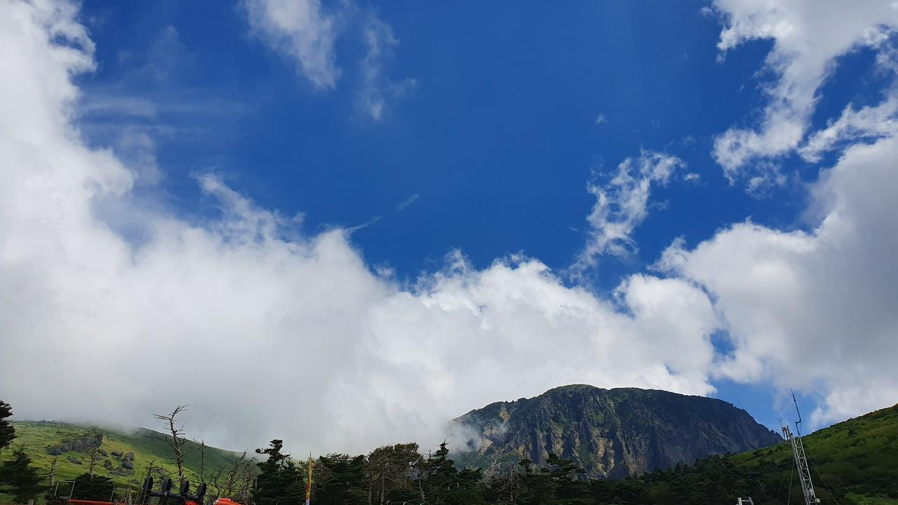 8월31일_한라산 (15).jpg