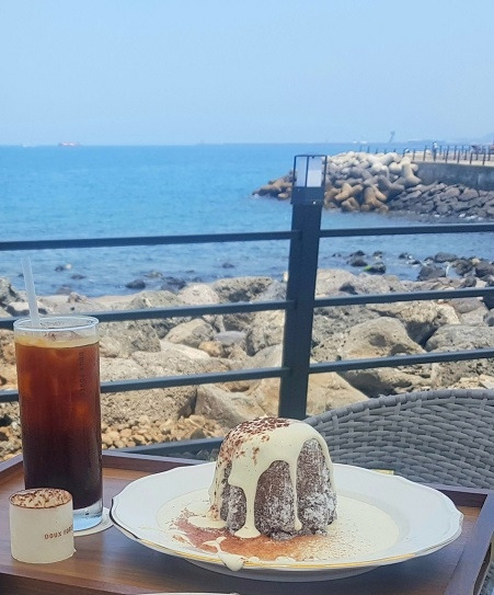 바다뷰 카페.jpg