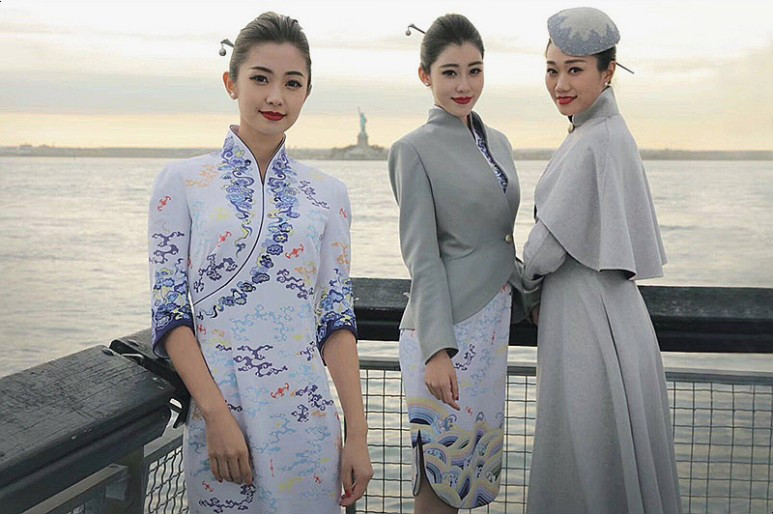 하이난항공 승무원.jpg