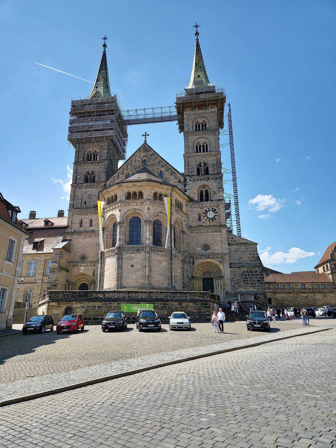 다운로드 (8).jpg