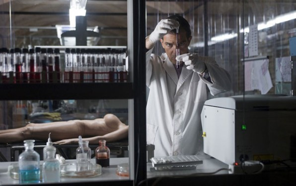 영화 내가 사는 피부 15.jpg