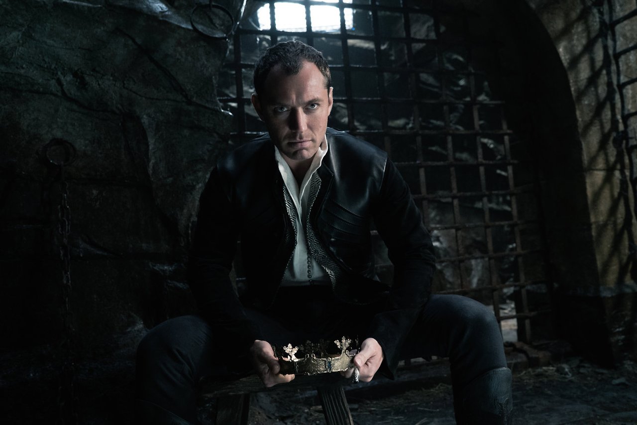 킹 아서 제왕의 검 01.jpg