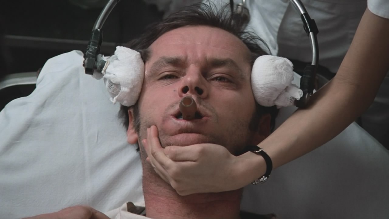 뻐꾸기 둥지 위로 날아간 새5.jpg