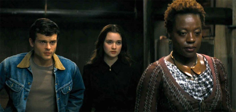 뷰티풀 크리처스 21.jpg