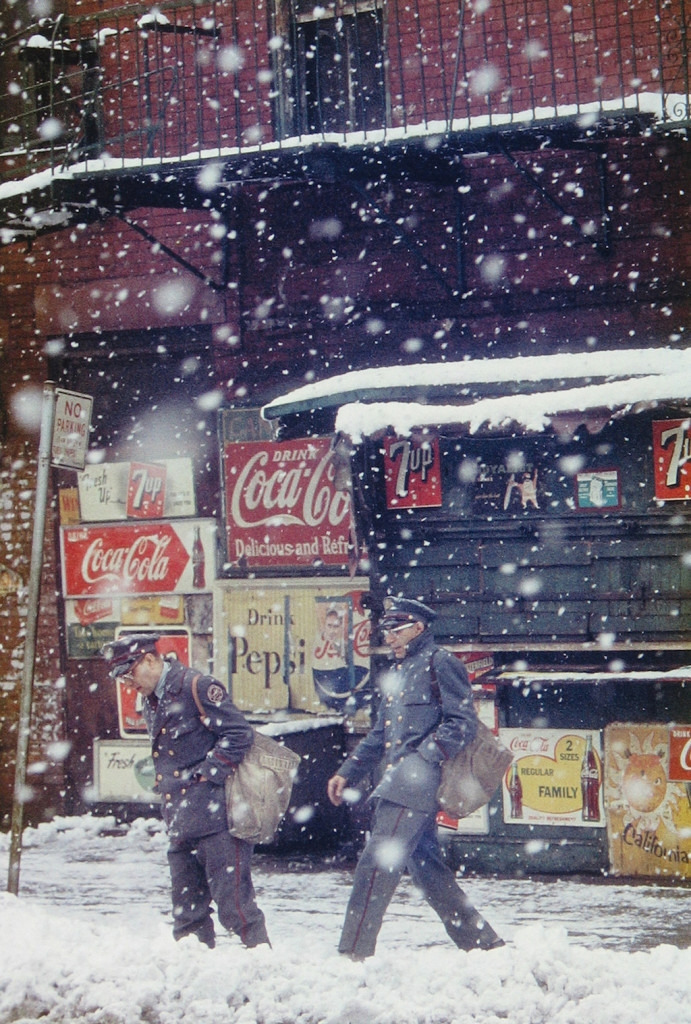 04_-Press-image-l-Saul-Leiter-Postmen-1952-691x1024.jpg