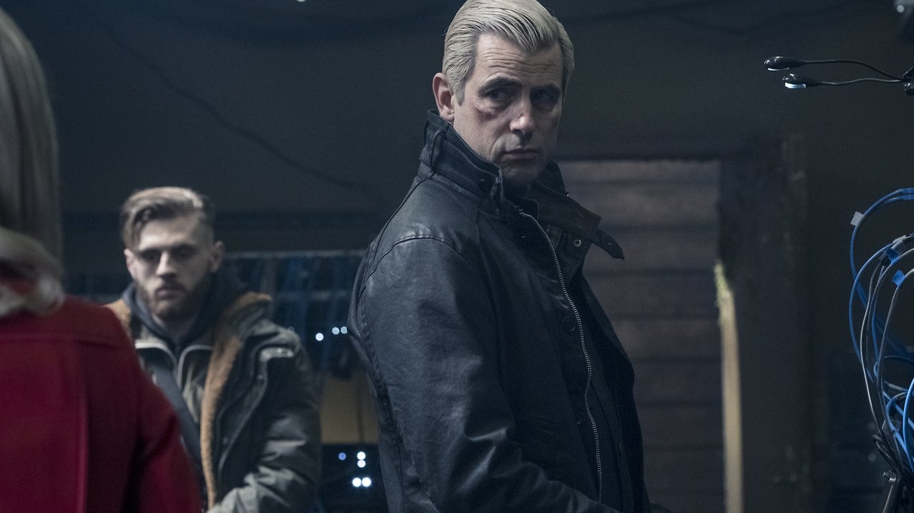 거미줄에 걸린 소녀 11.jpg