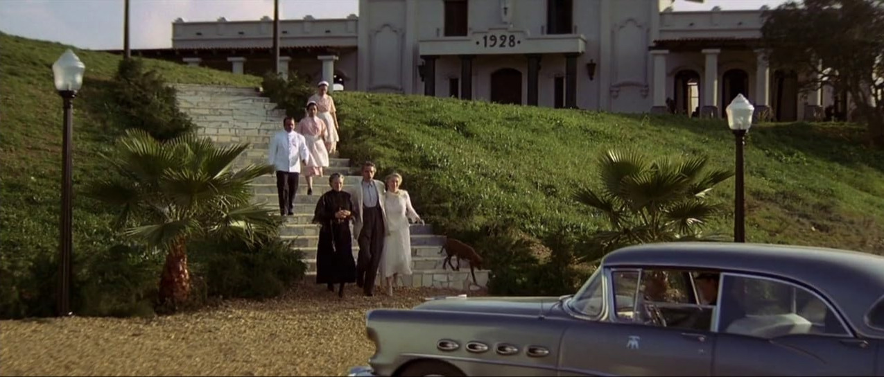 하우스 오브 스피리트 05.jpg