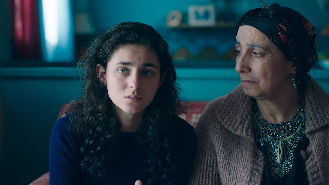 영화 안티고네 01.jpg