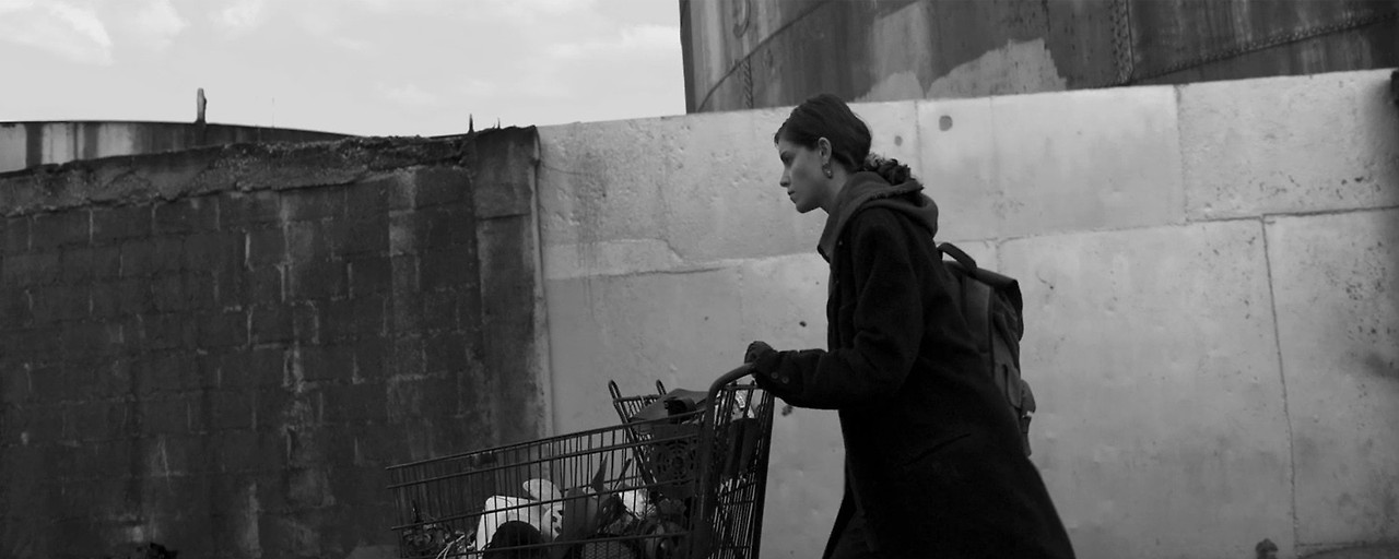 인 더 컨트리 오브 라스트 씽 03.jpg