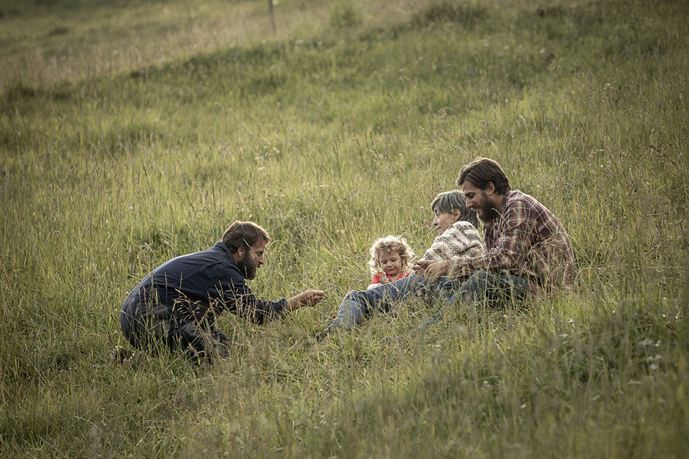 영화 여덟 개의 산 07.jpg