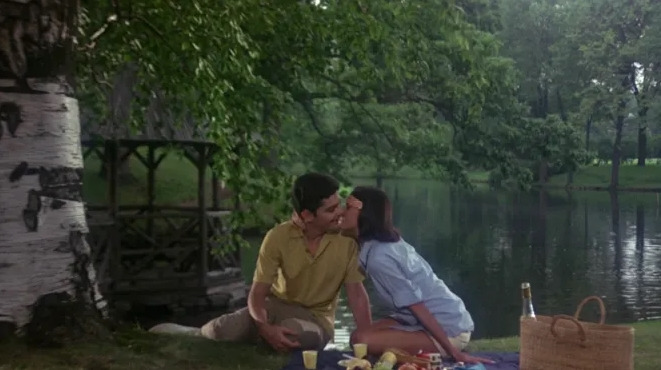 굿바이 콜럼버스 07.jpg