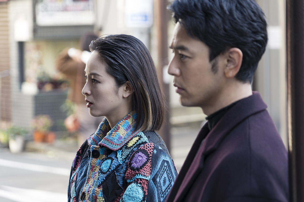 영화 한 남자 04.jpg