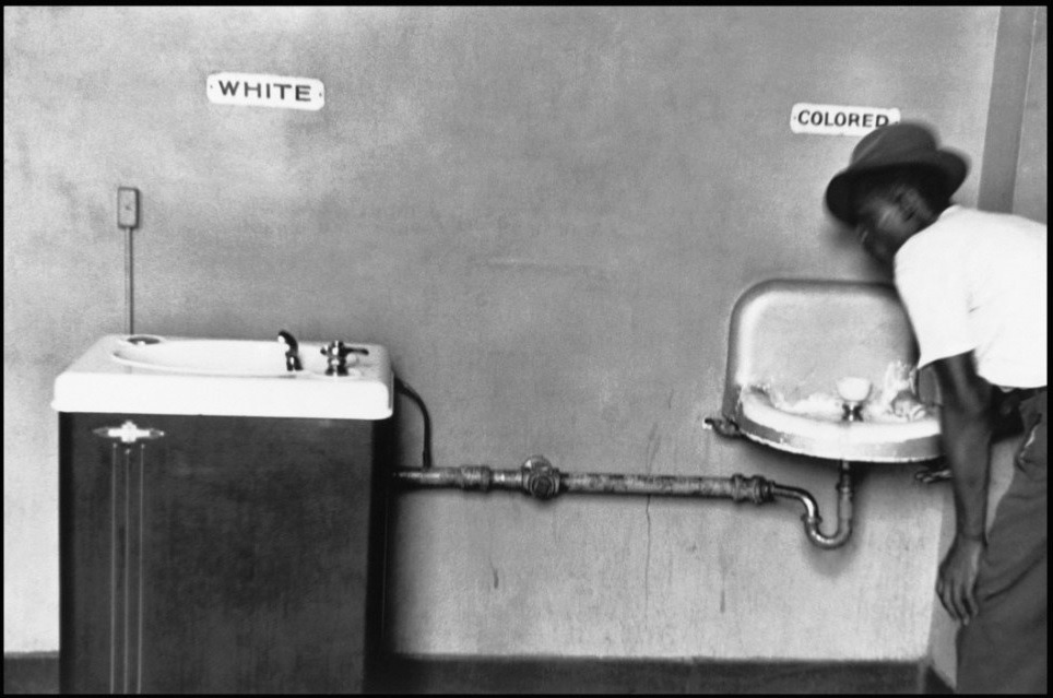 엘리엇 어윗1.jpg