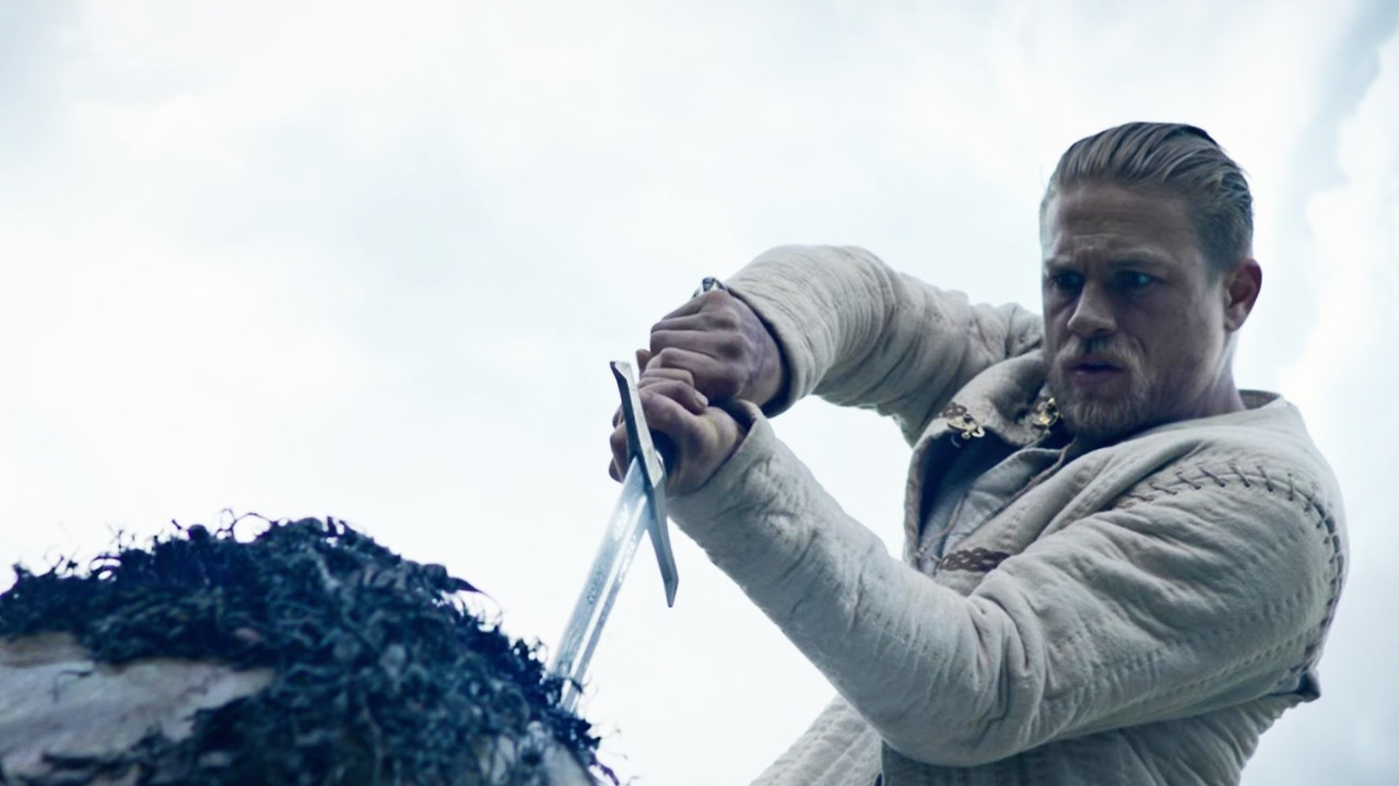 킹 아서 제왕의 검 16.jpg