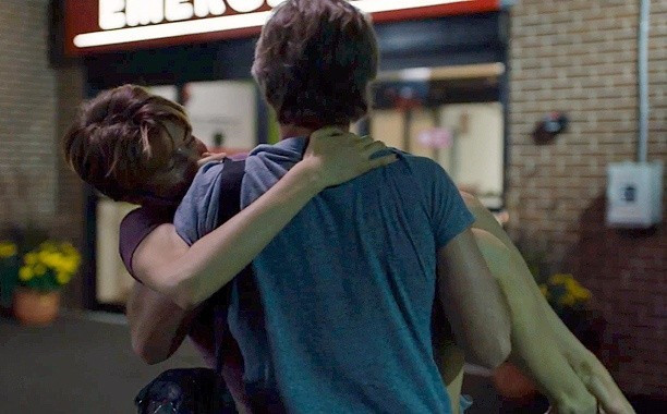 안녕 헤이즐 12.jpg