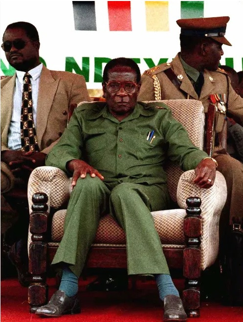 ROB COOPER’S PHOTOGRAPH OF ROBERT MUGABE.jpg