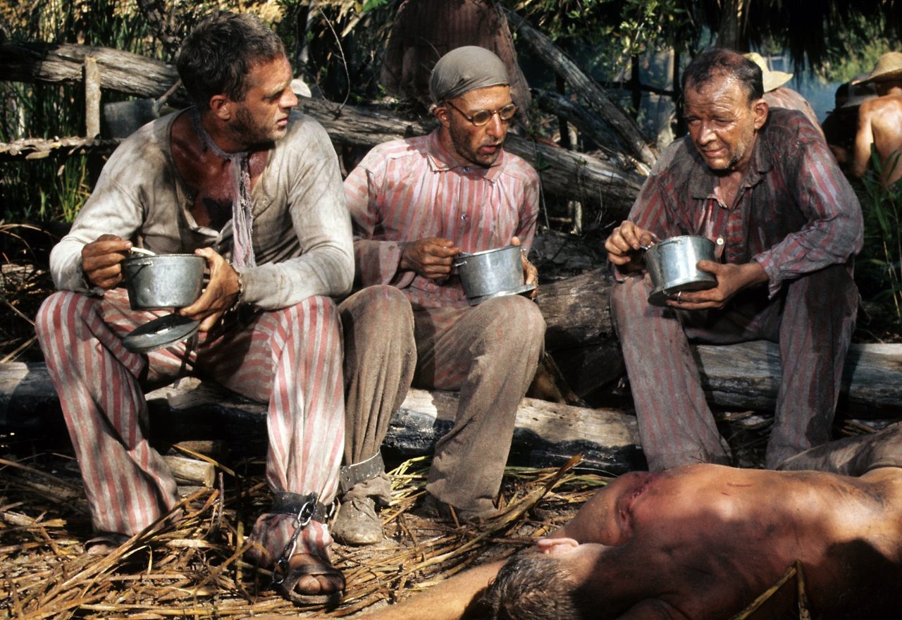 영화 빠삐용 02.jpg