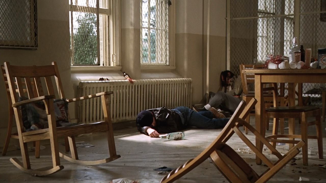 뻐꾸기 둥지 위로 날아간 새 01.jpg