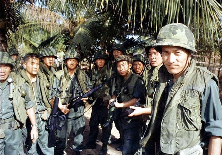 영화 하얀전쟁 01.jpg