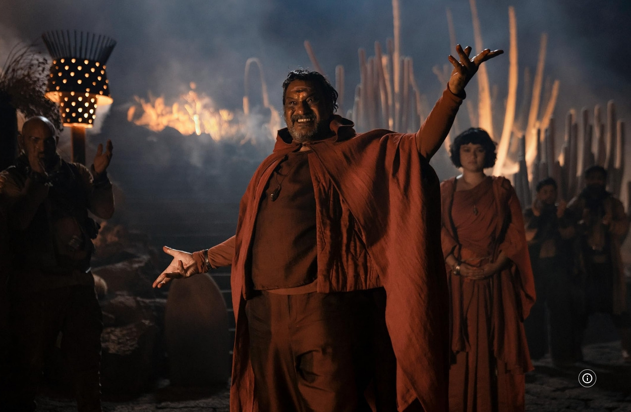 영화 파운데이션 02.jpg