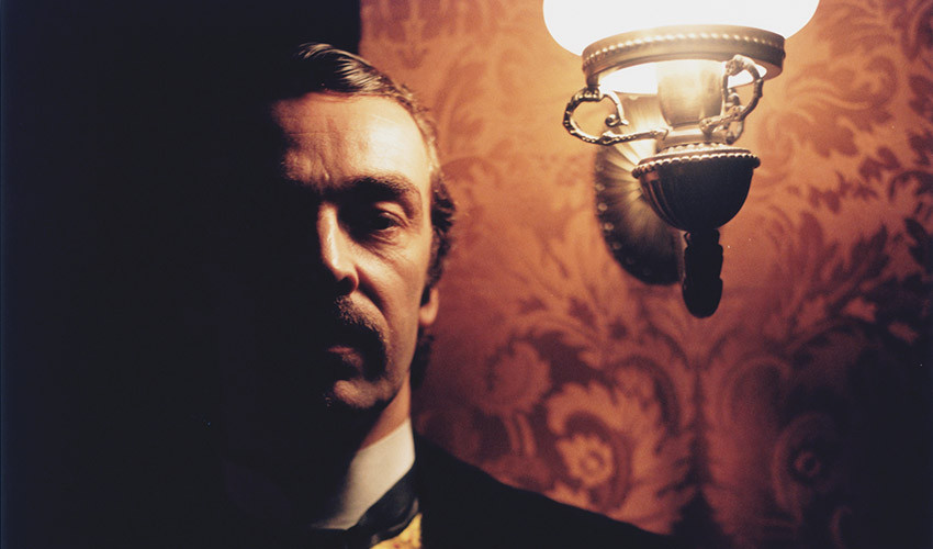 지킬박사와 하이드5.jpg