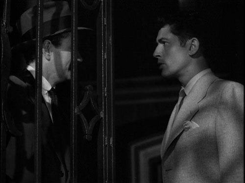 열차 안의 낯선자들 06.jpg