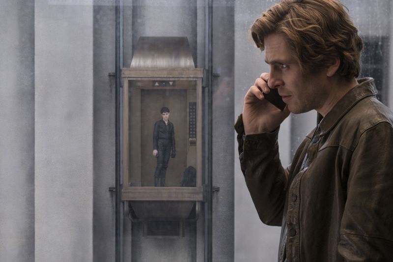 거미줄에 걸린 소녀 17.jpg