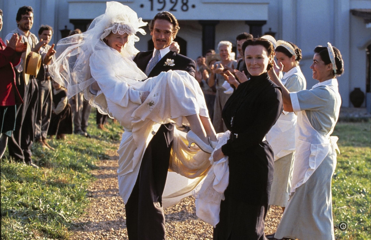 하우스 오브 스피리트 01.jpg