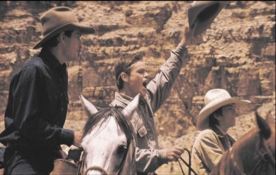 올 더 프리티 호시즈 13.jpg