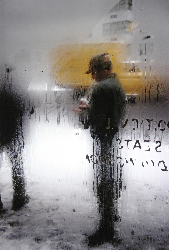 01_-Press-Image-l-Saul-Leiter-Snow-1960-693x1024.jpg