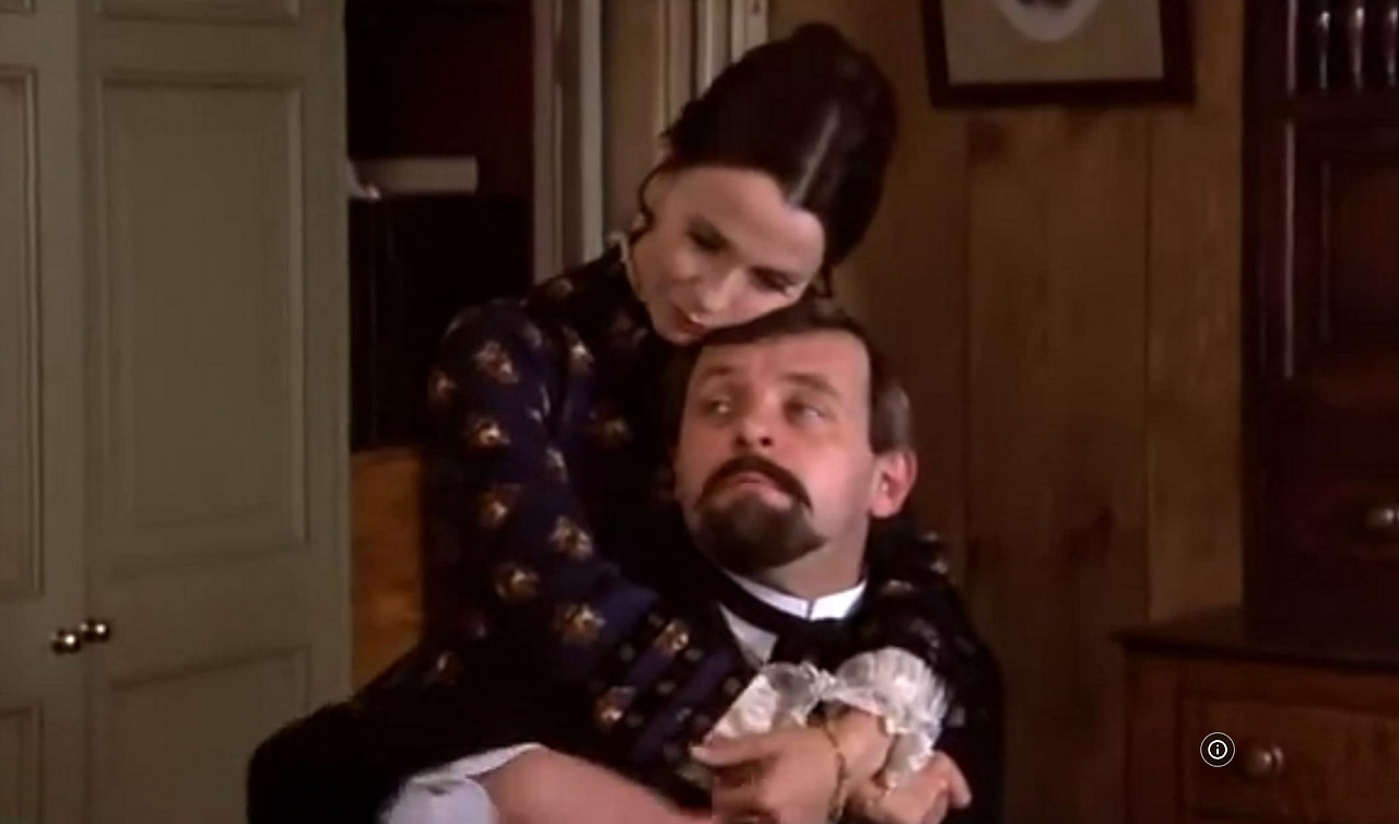 영화 인형의 집 10.jpg