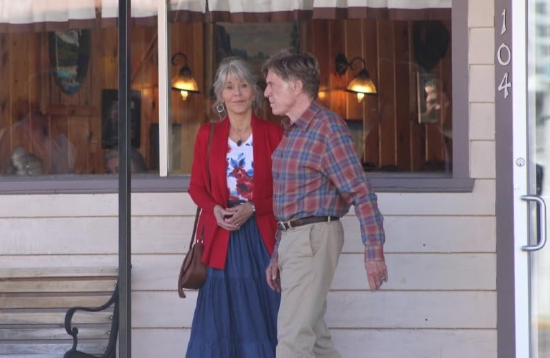 밤에 우리 영혼은 10.jpg