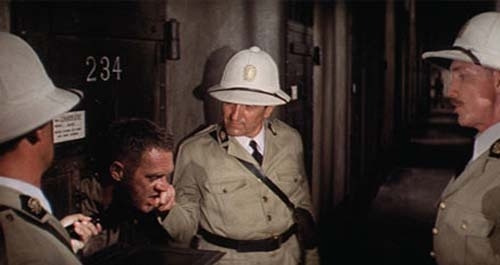 영화 빠삐용 13.jpg