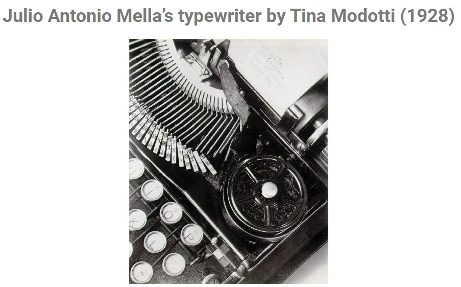 티나 모도티의 타자기.jpg