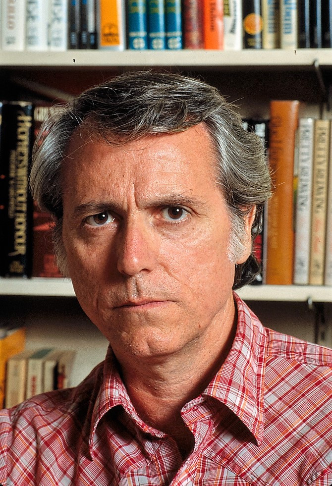 Don_DeLillo%2C_author.jpg