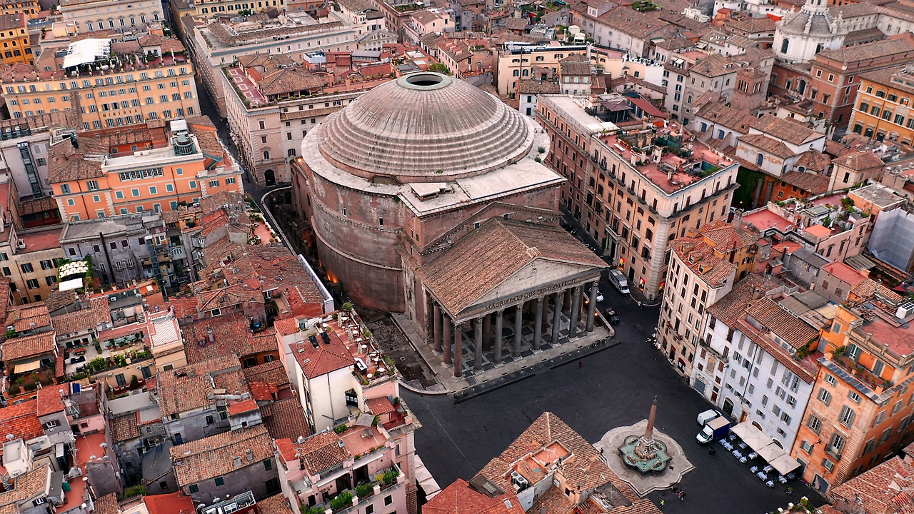 aerial-view-of-pantheon-in-rome-2023-11-27-05-29-47-utc.mp4_20240408_160739.068.jpg