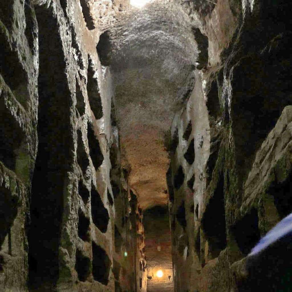 Catacombe-di-San-Callisto-Catacombs-of-Calixtus-Catacombs-of-Rome-2-1024x1024.jpg