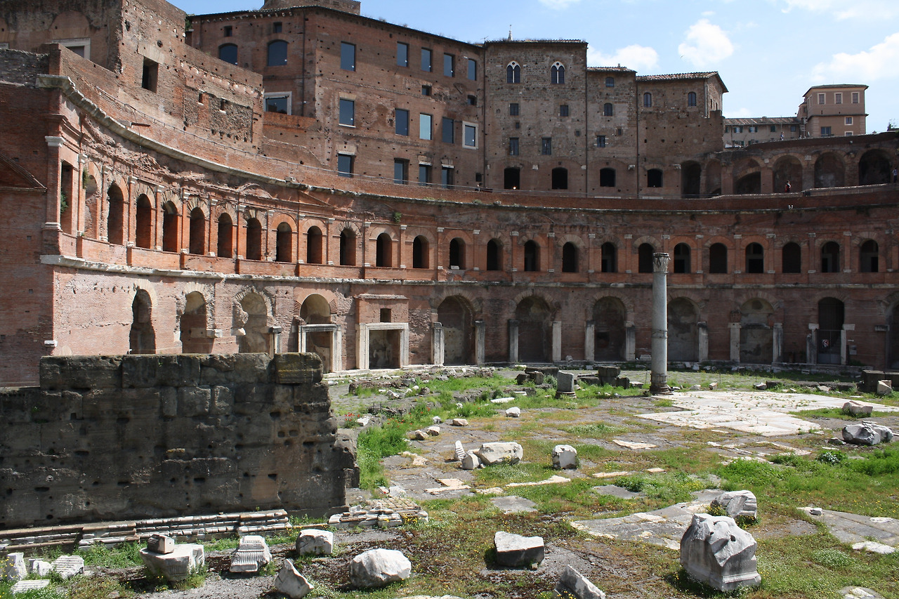 trajans-market-rome-2064_worldhistory.org.jpg