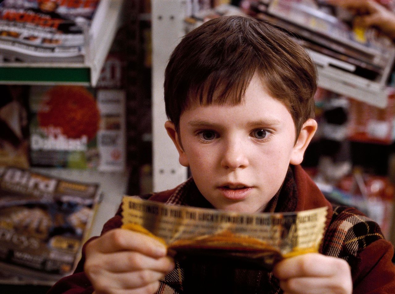 1437403537-freddie-highmore-charlie-chocolate-factory-now.jpg
