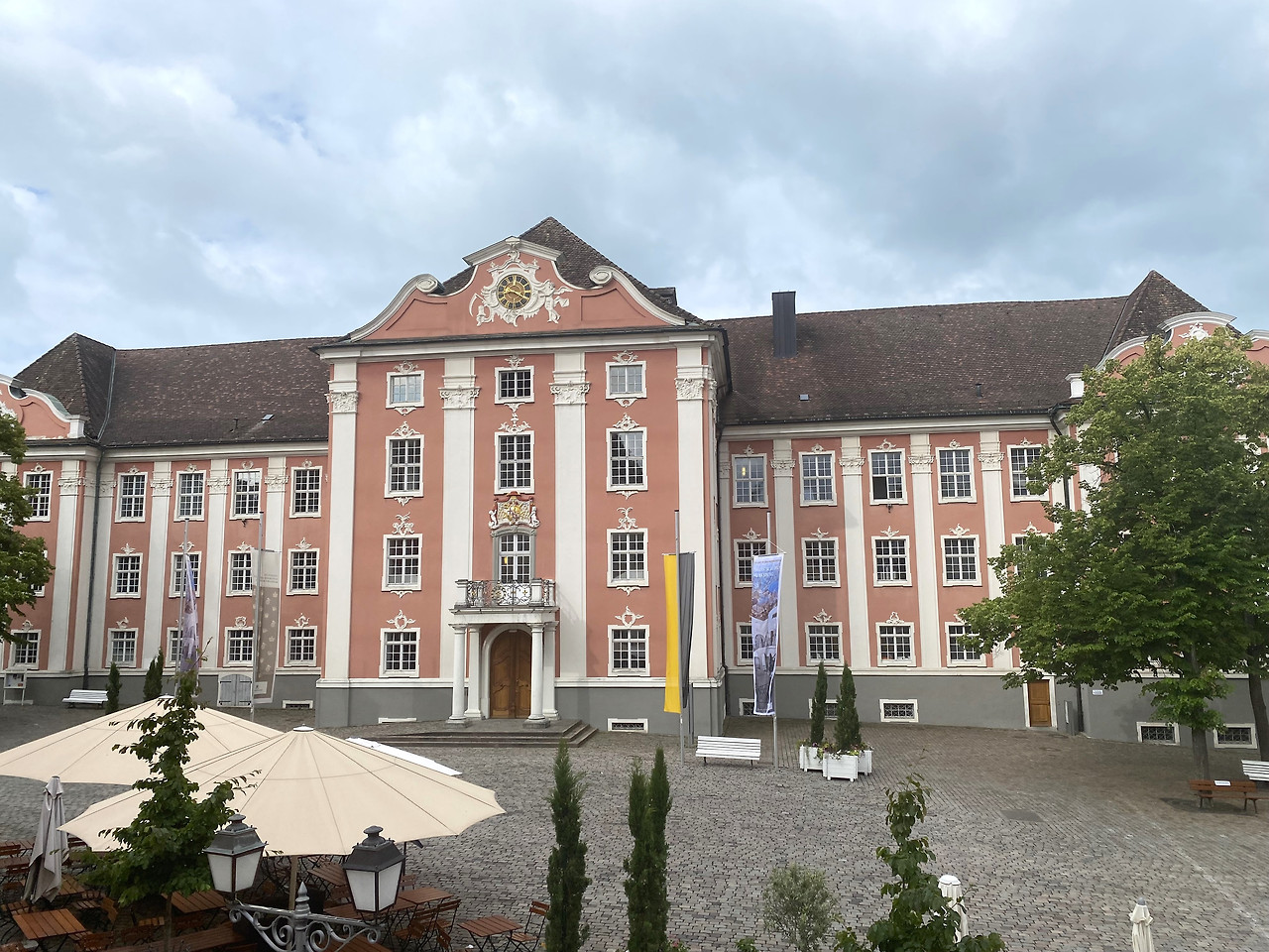 메어스부르그 노이에 슐로스1.jpg