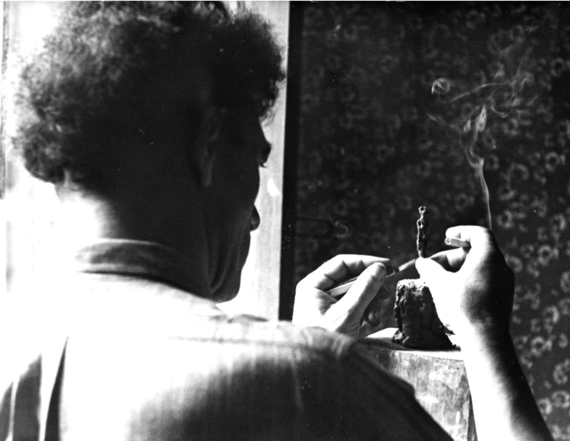 자코메티 작은 조각2.jpg