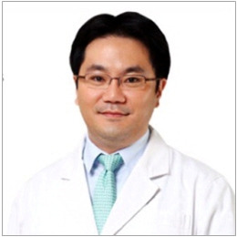 유상옥 원장.jpg