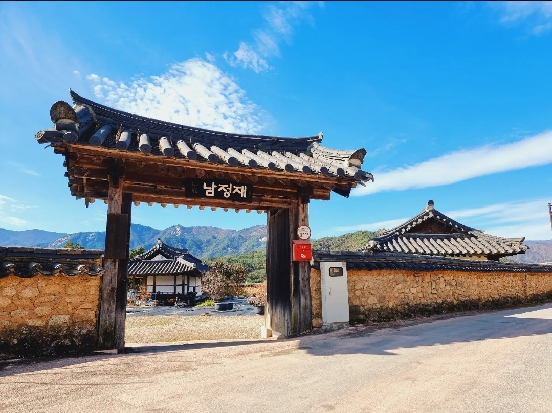 15 한옥마을 내에서 민박도 가능하다..jpg