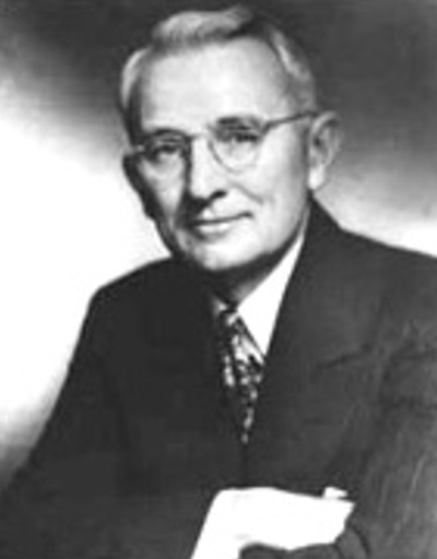 데일 카네기.jpg